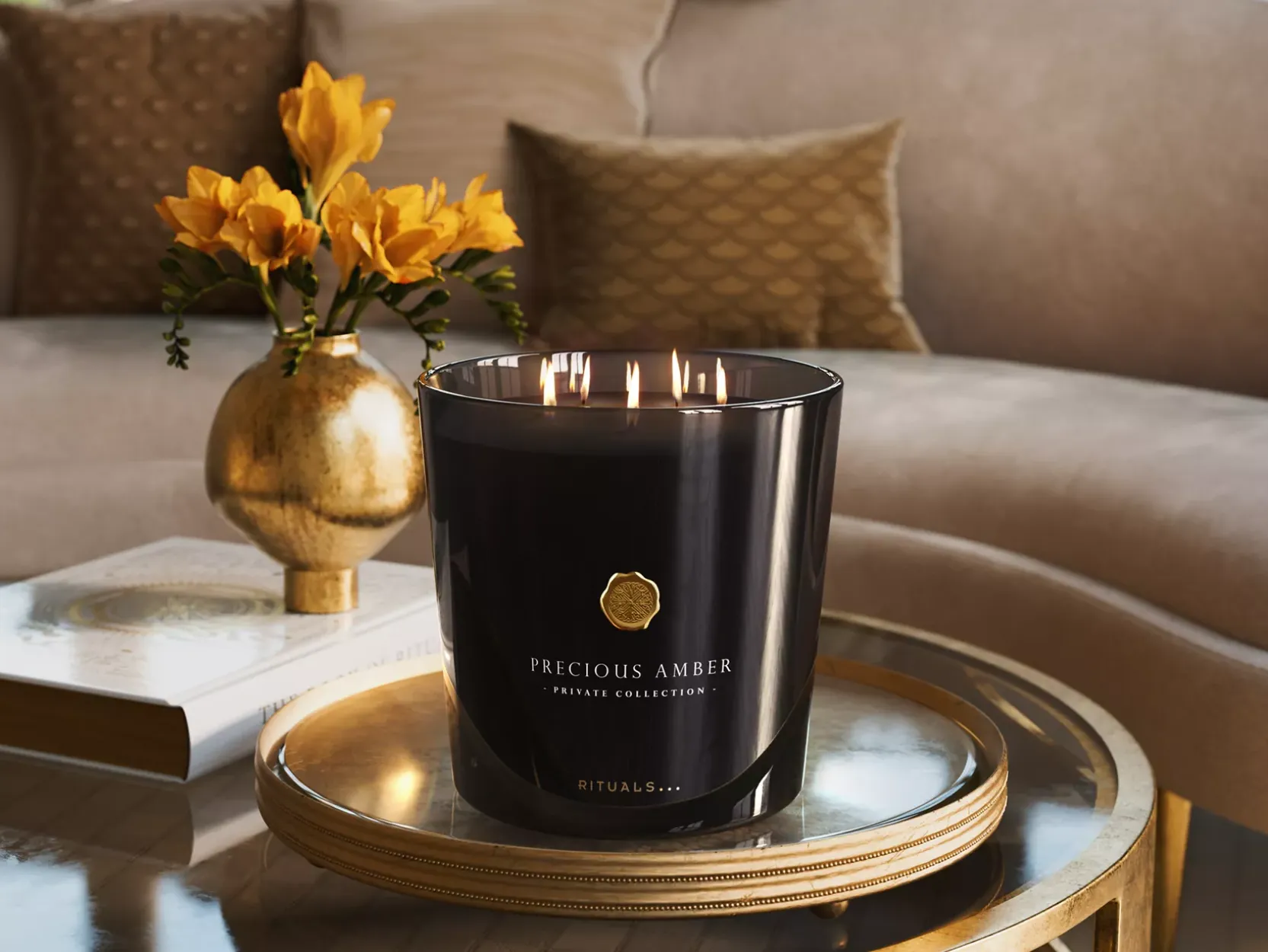 XL Precious Amber Scented Candle|Rituals Shop